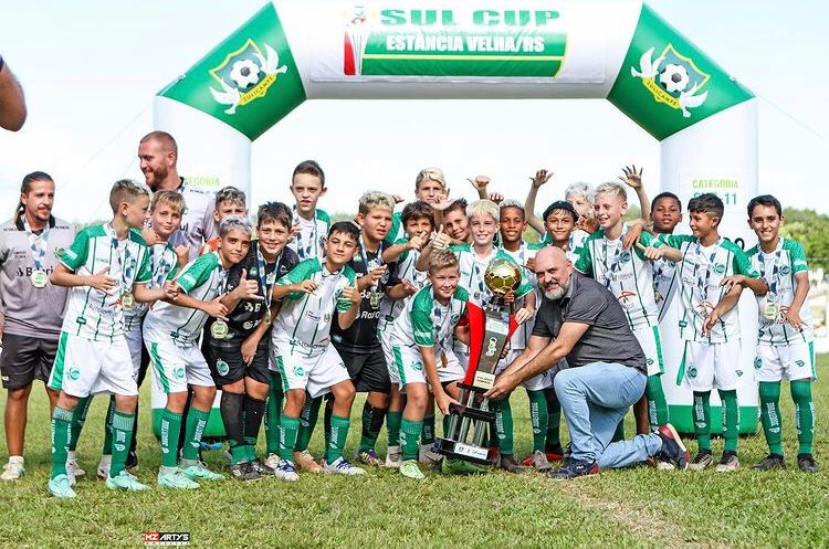 Escolinha de futebol se prepara para torneio internacional no RS, se