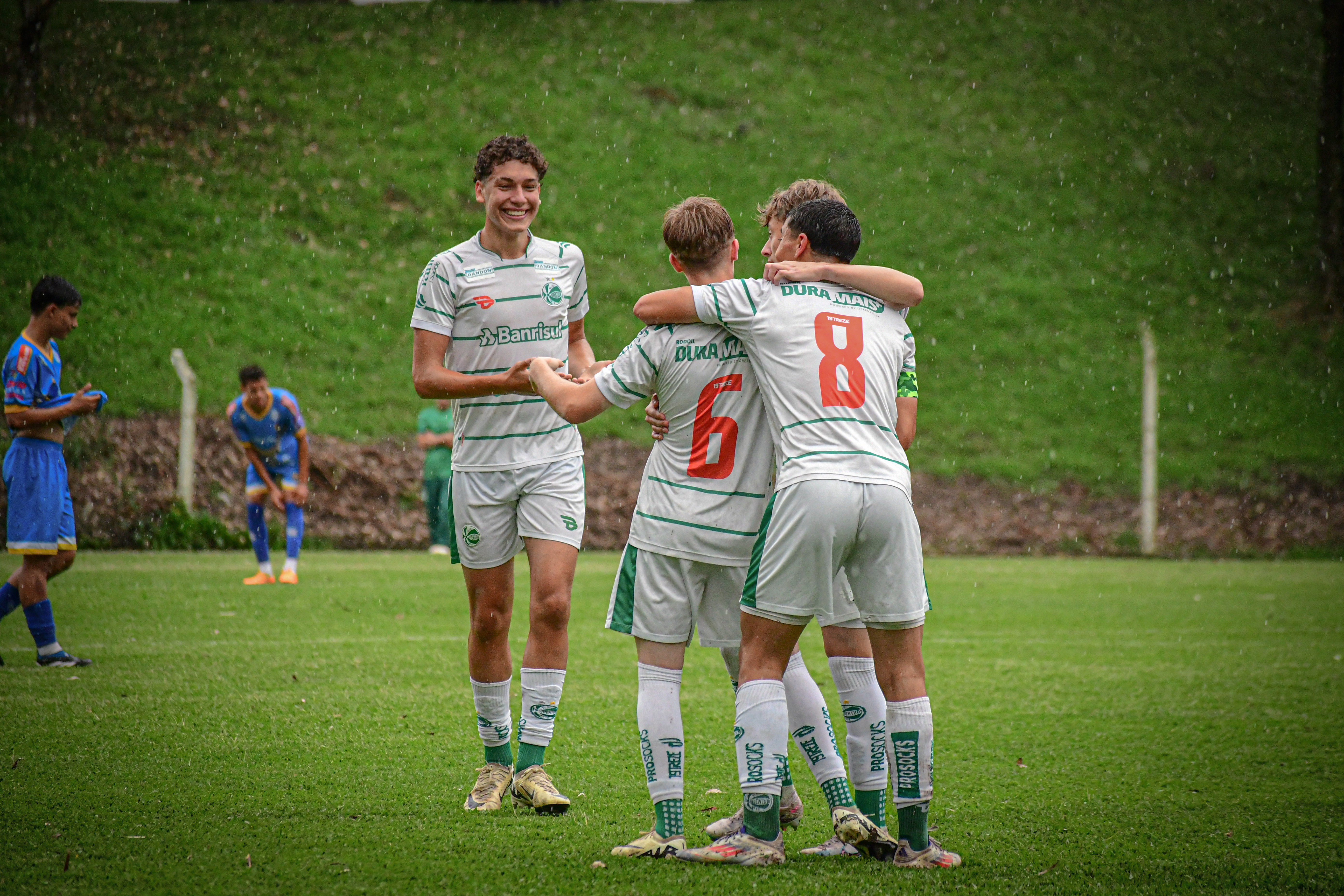 Classificados! Sub-15 do Juventude goleia e avança para as quartas de Final do Sul-Brasileiro-BG Prime