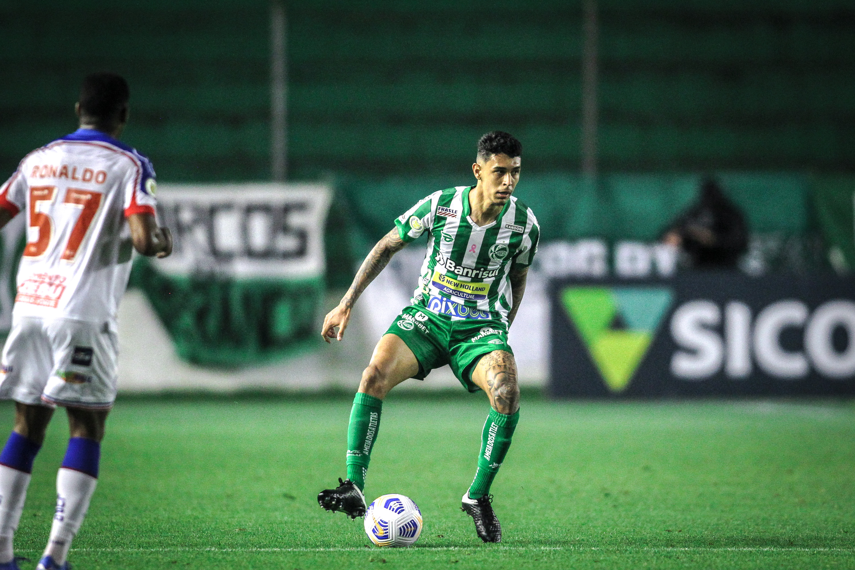 Em jogo equilibrado, escolinha e juventude ficam no empate pelo torneio da  amizade de Lavandeira - Tribuna do Interior